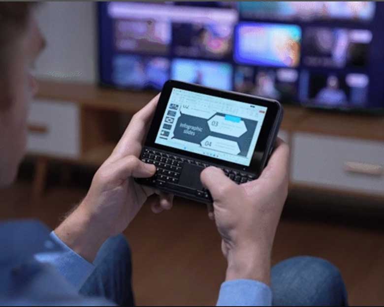 OmniOne - Pocket PC's are back!