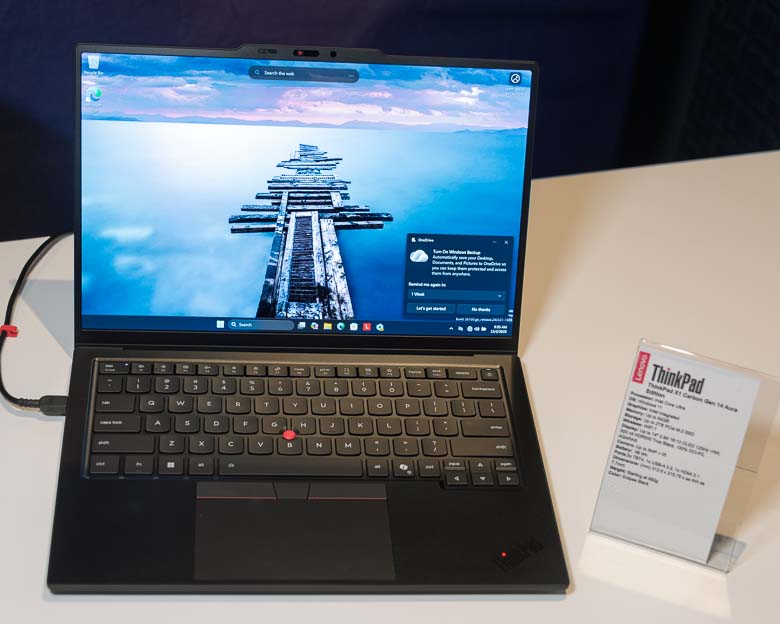 Lenovo ThinkPad X1 Carbon Gen 14 Aura Edition