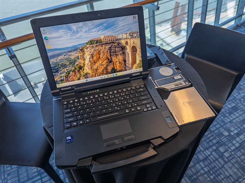 Panasonic Toughbook FZ-56 photo