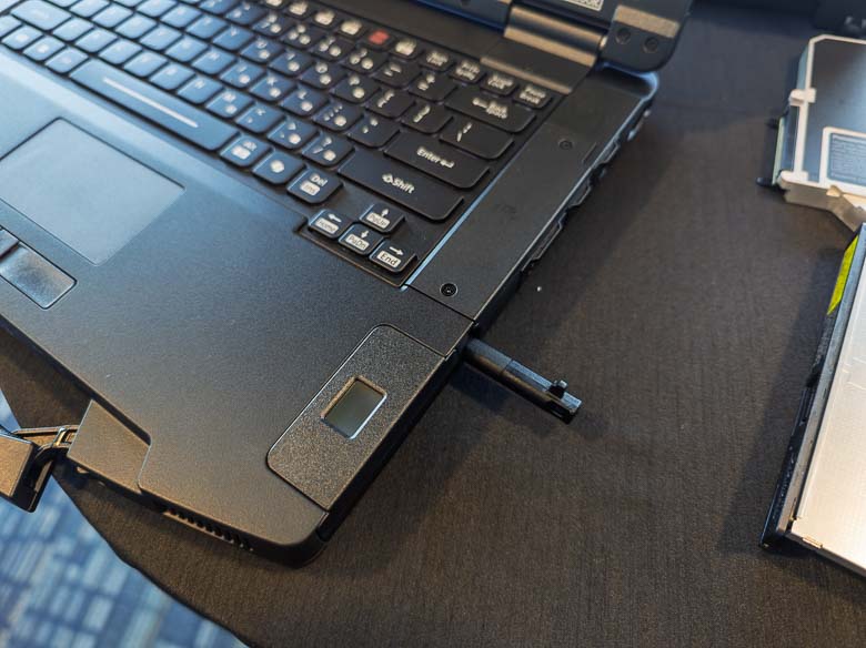 Panasonic Toughbook FZ-56 photo