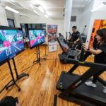 DeerRun Apex Titan 1 treadmill game photo